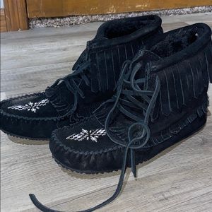 Minnetonka moccasins